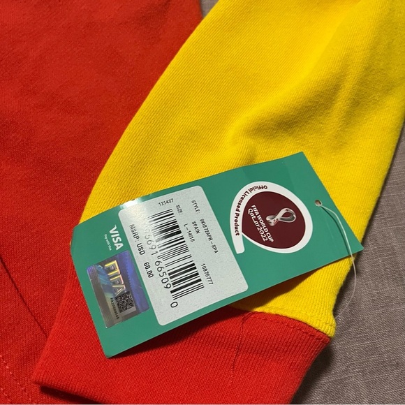 NWT Spain Soccer FIFA World Cup Qatar 2022 Full-Zip Hoodie Youth Large 14/16 - Picture 3 of 8